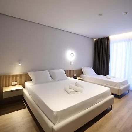 Amber Village * Spille