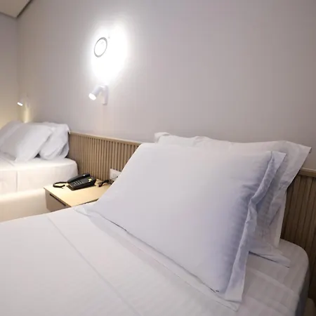 Amber Village * Spille