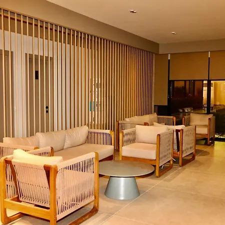 Amber Village * 斯比勒