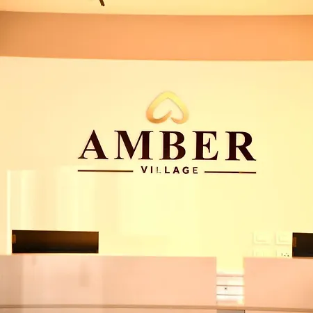 Amber Village Ξενοδοχείο *