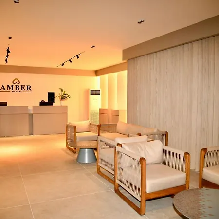 Amber Village 酒店