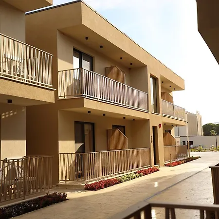 酒店 Amber Village