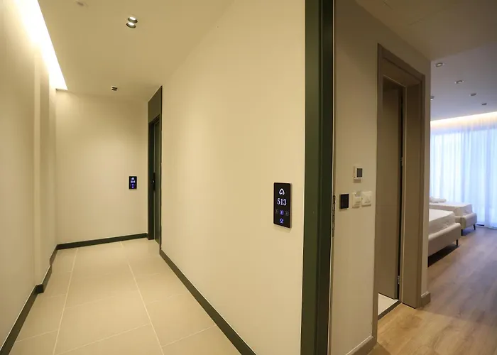 Amber Village Ξενοδοχείο *