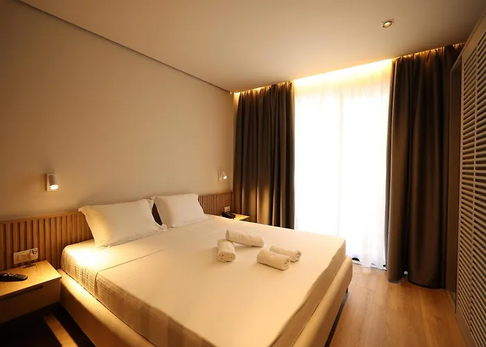 Ξενοδοχείο Amber Village *